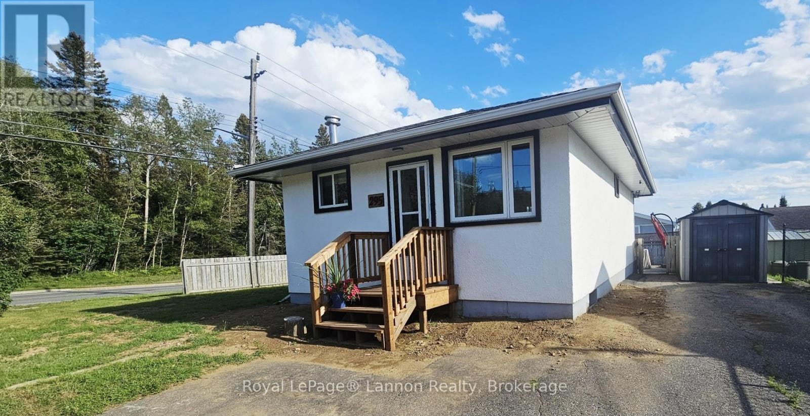 295 Cowan Street, Thunder Bay, ON, P7A 1R6