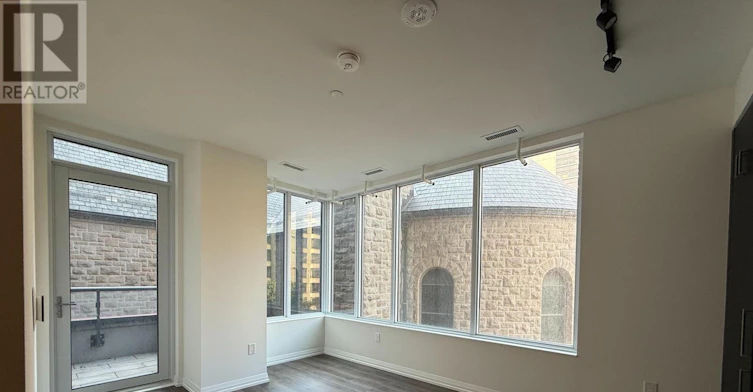 401-280 Dundas Street W, Toronto, ON, M5T 0E3 - 11