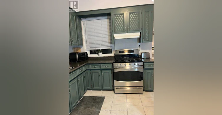 MAIN-132 Grace Street, Toronto, ON, M6J 2S2 - 7