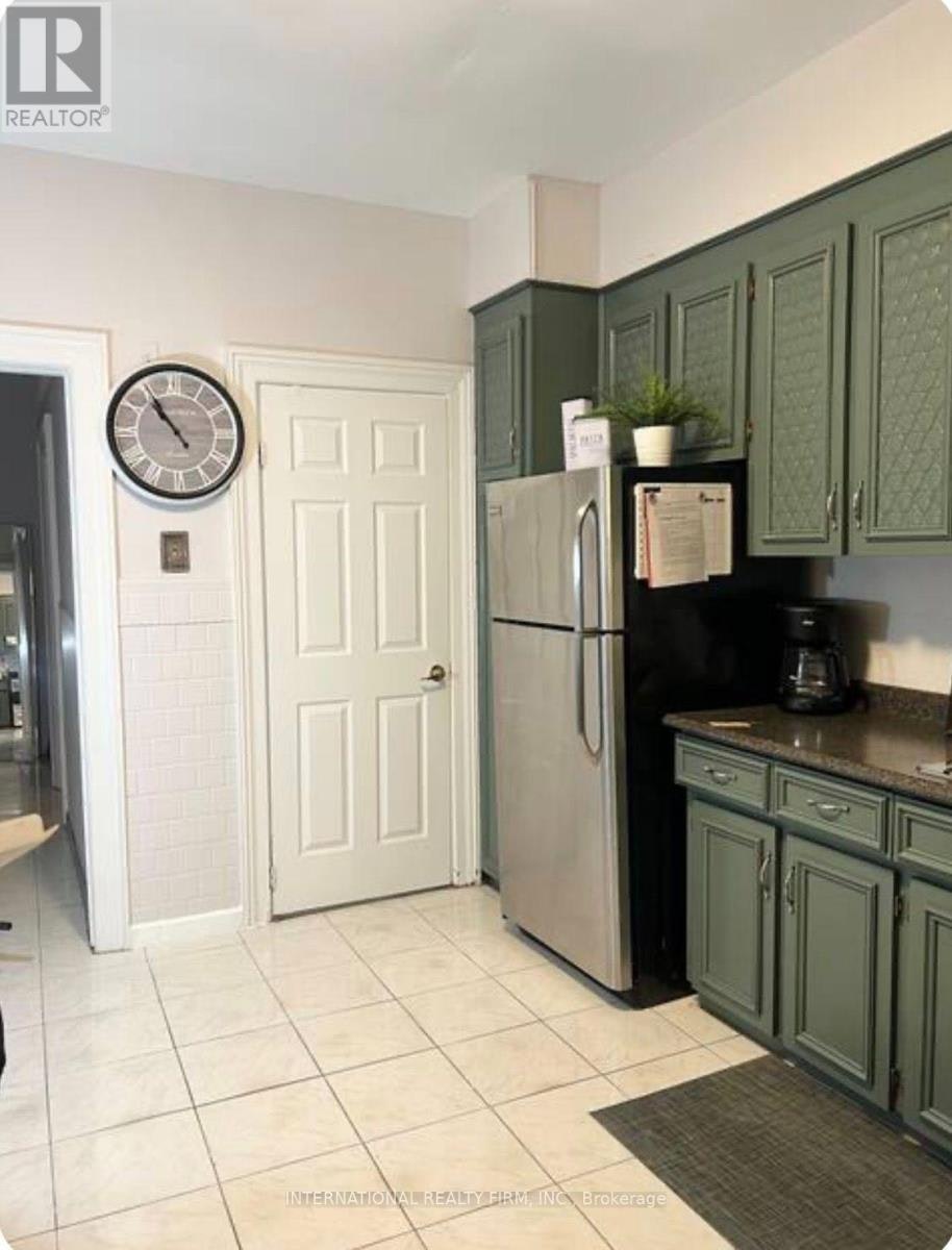 MAIN-132 Grace Street, Toronto, ON, M6J 2S2 - 8