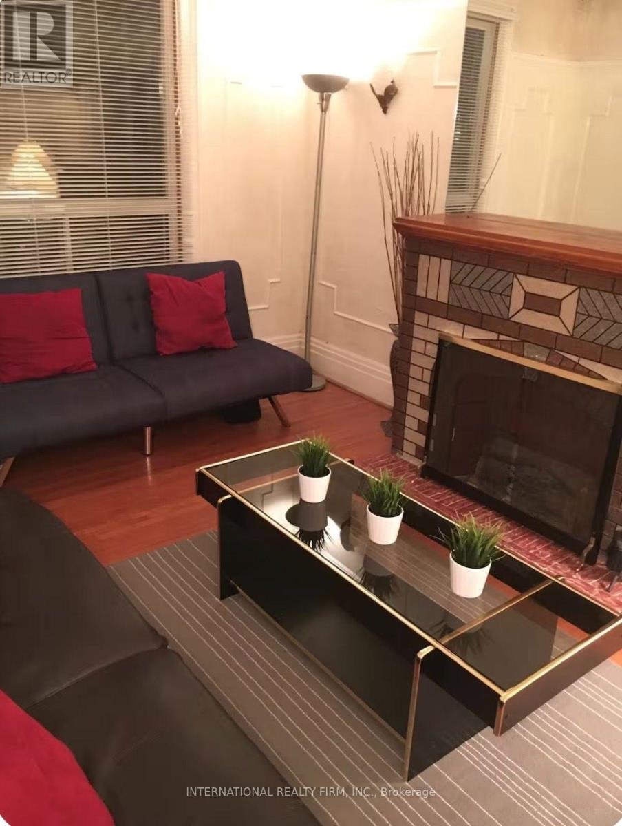 MAIN-132 Grace Street, Toronto, ON, M6J 2S2 - 2