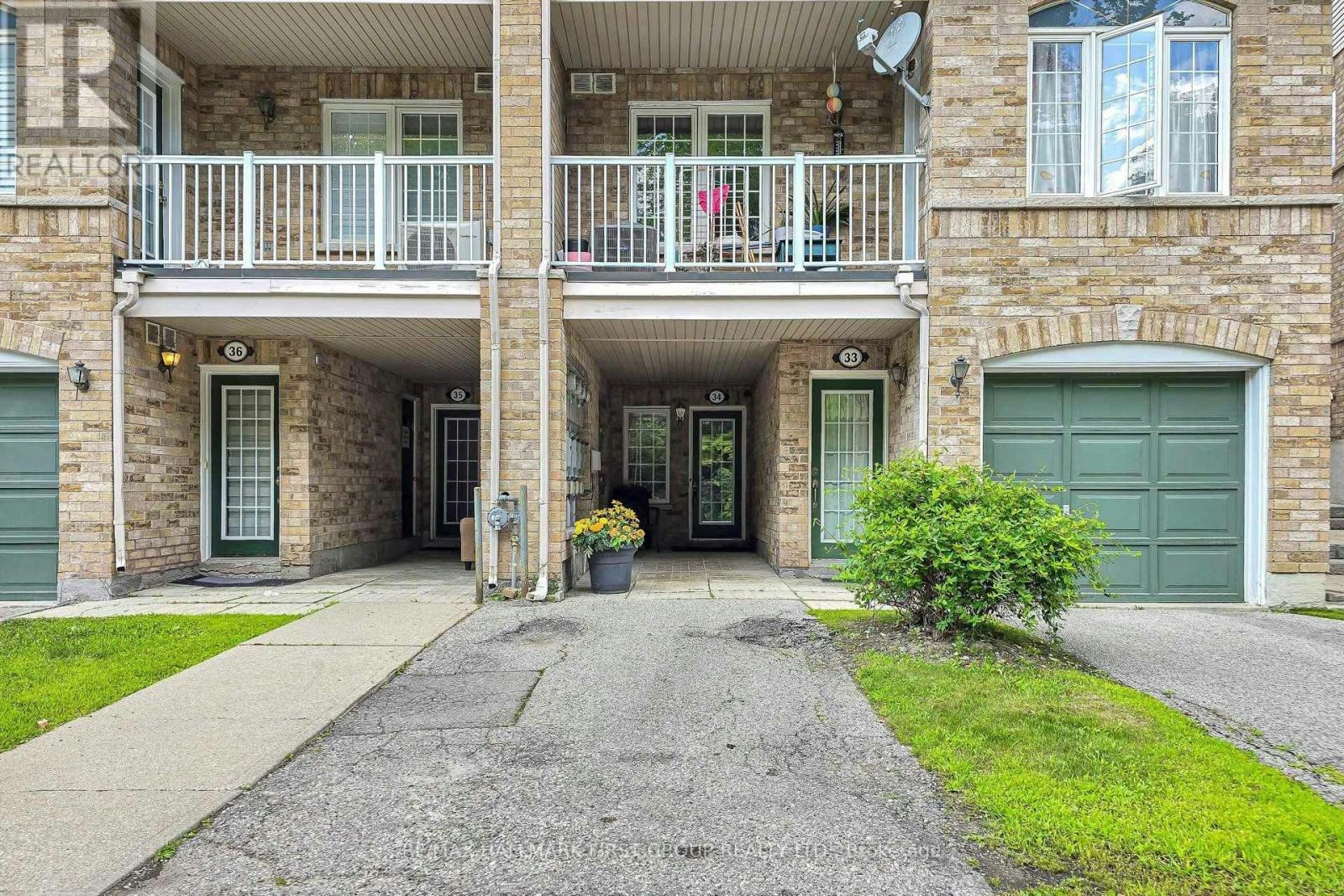 34-42 Pinery Trail, Toronto, ON, M1B 6H9