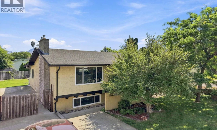 1594 Griffin Terrace