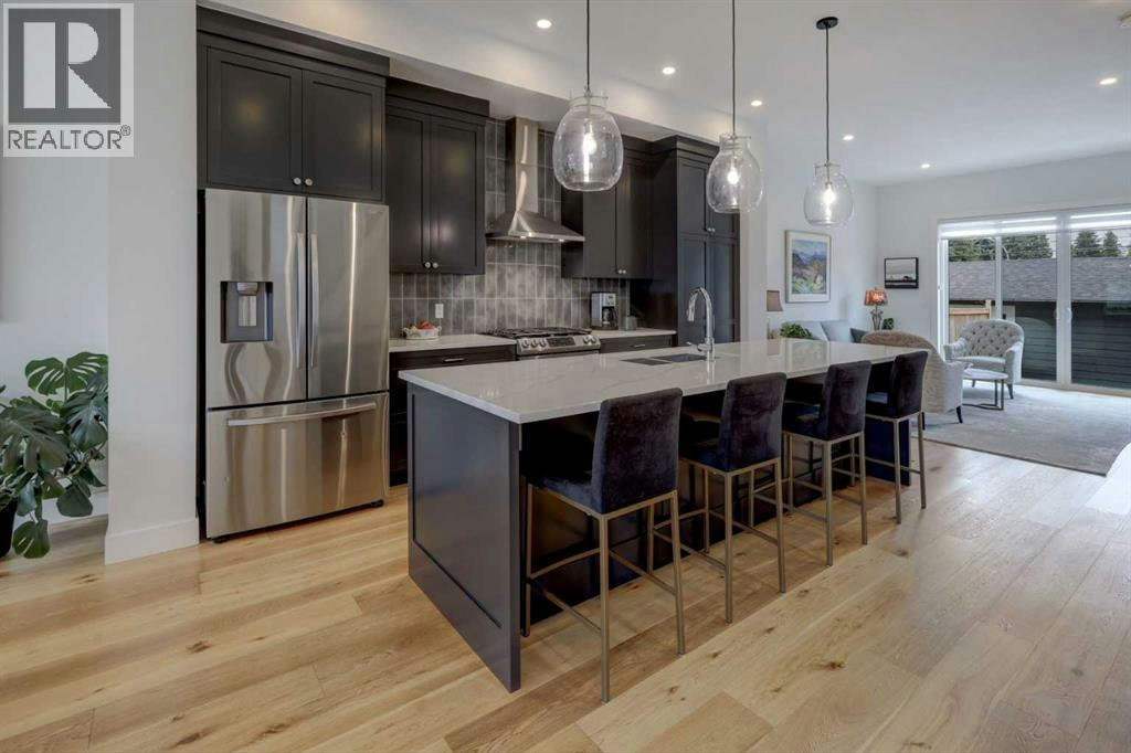 3337 41 Street SW, Calgary, AB, T3E 3L3