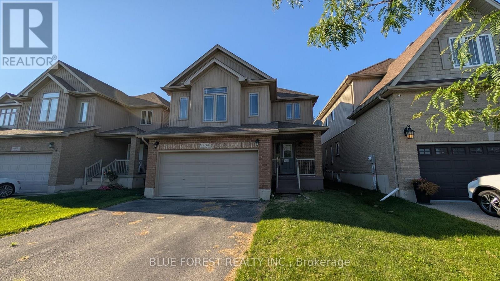 904 Frontenac Crescent, Woodstock, ON, N4V 0A8