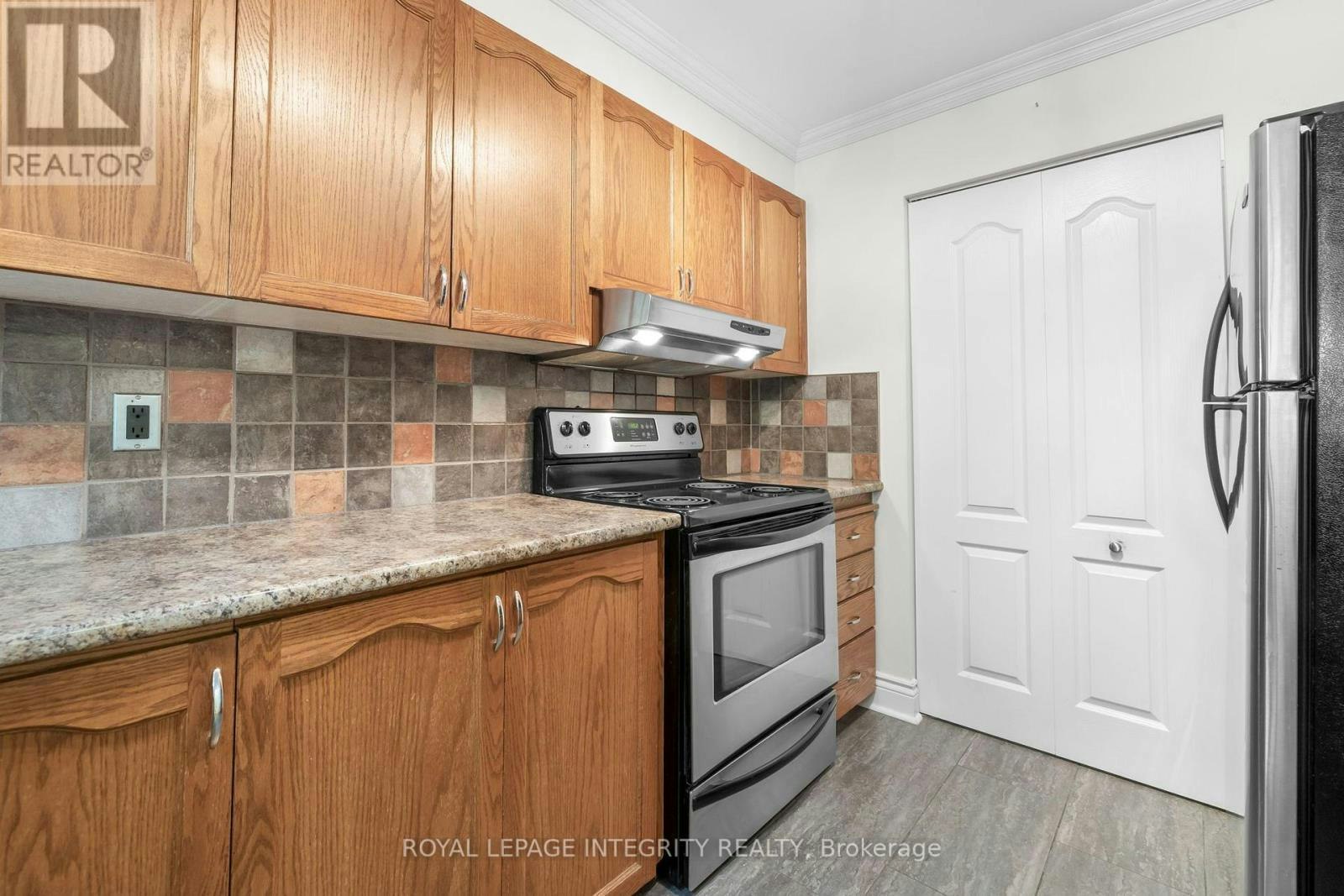 503-1589 St Bernard Street, Ottawa, ON, K1T 3H9 - 15