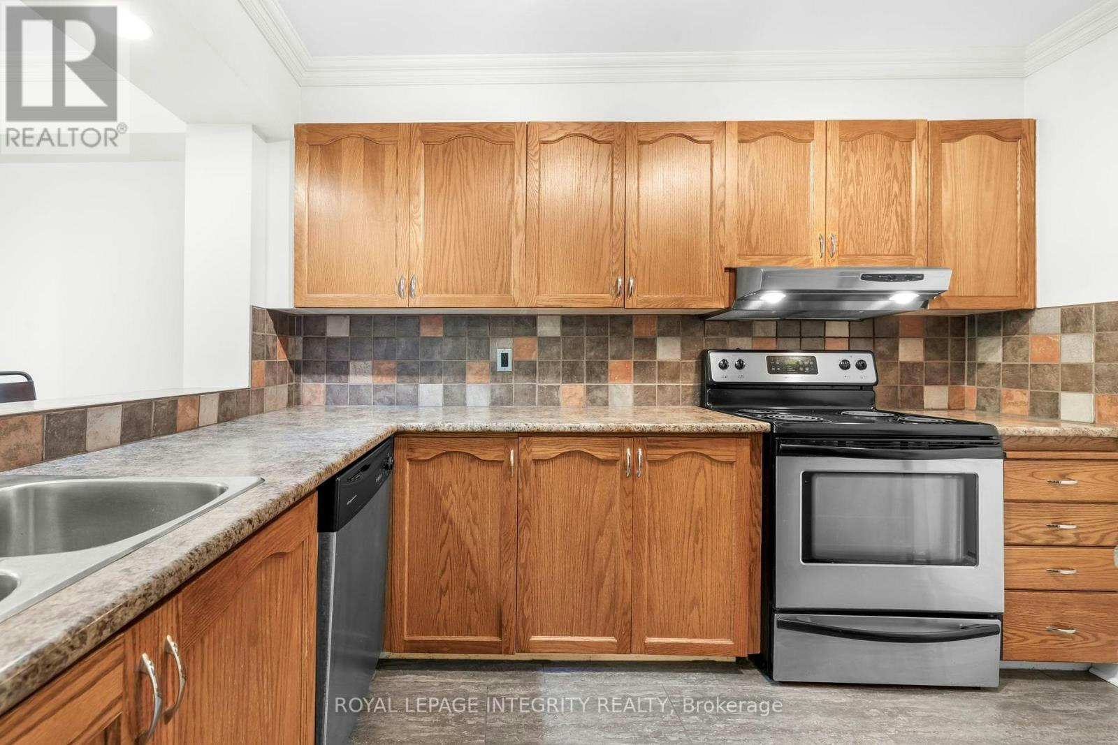 503-1589 St Bernard Street, Ottawa, ON, K1T 3H9 - 14