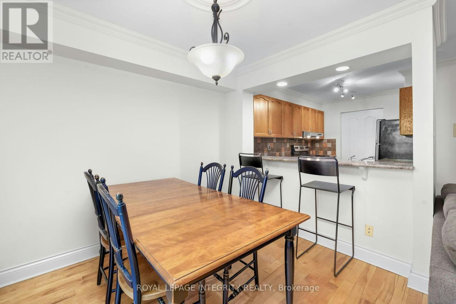 503-1589 St Bernard Street, Ottawa, ON, K1T 3H9 - 10