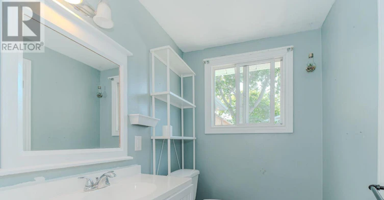 12 Beachaven Drive, St. Catharines, ON, L2M 1A4 - 10