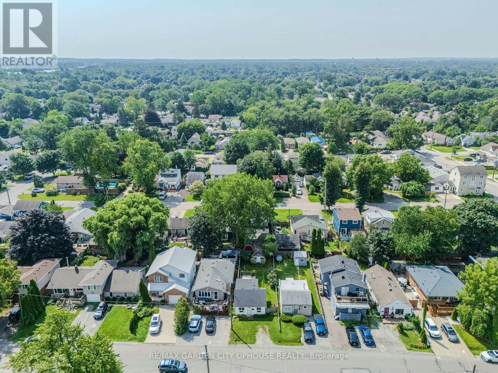 12 Beachaven Drive, St. Catharines, ON, L2M 1A4 - 14