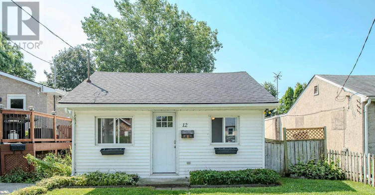 12 Beachaven Drive, St. Catharines, ON, L2M 1A4