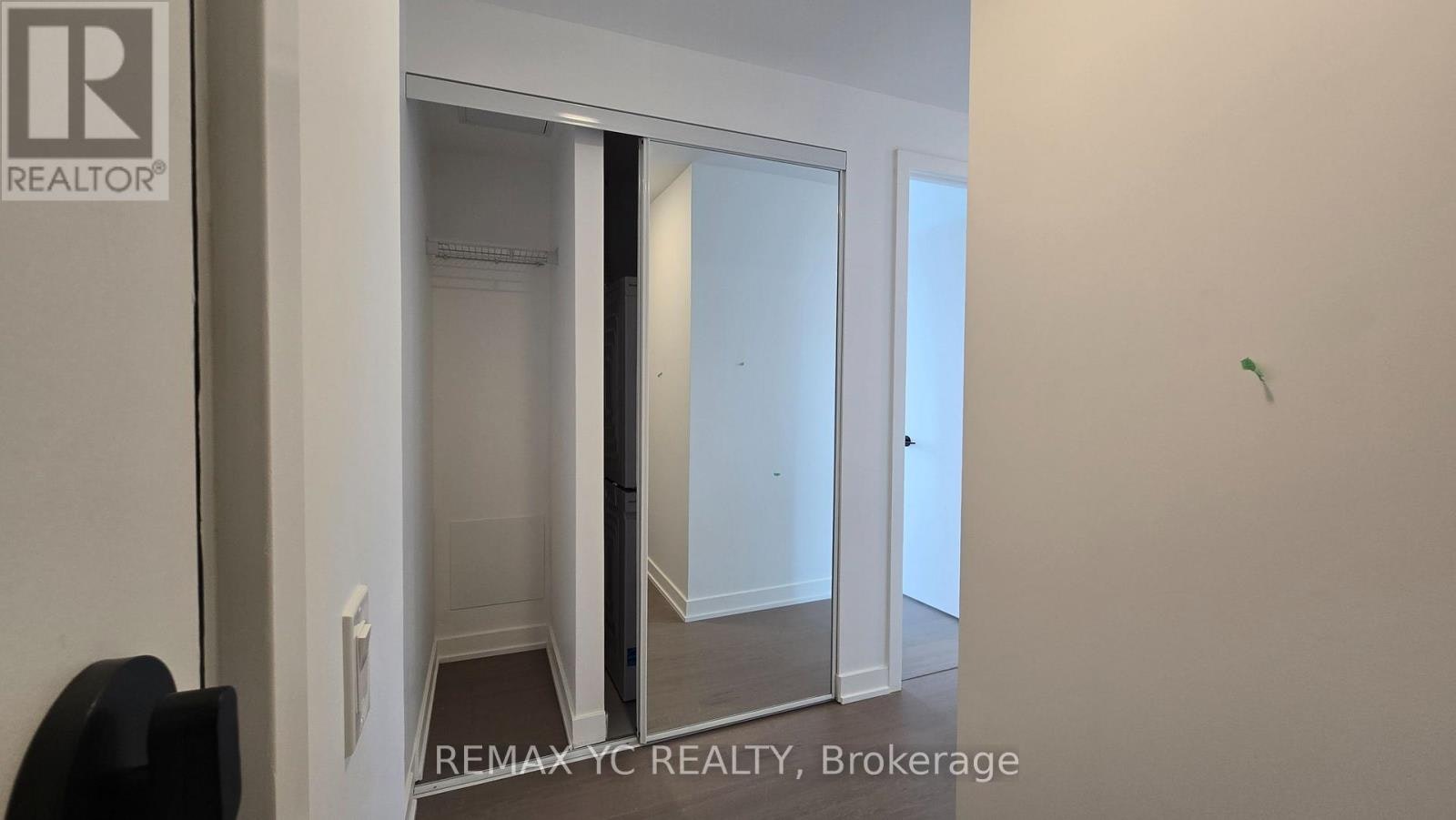 1618-89 Montclair Avenue, Toronto, ON, M5P 0A9 - 2