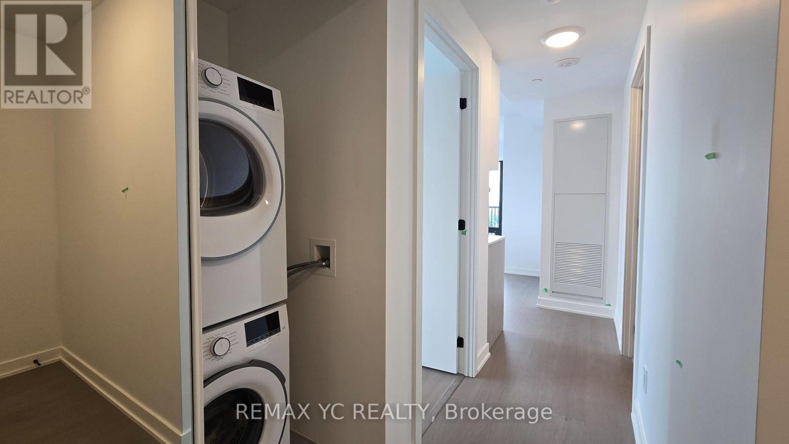 1618-89 Montclair Avenue, Toronto, ON, M5P 0A9 - 3