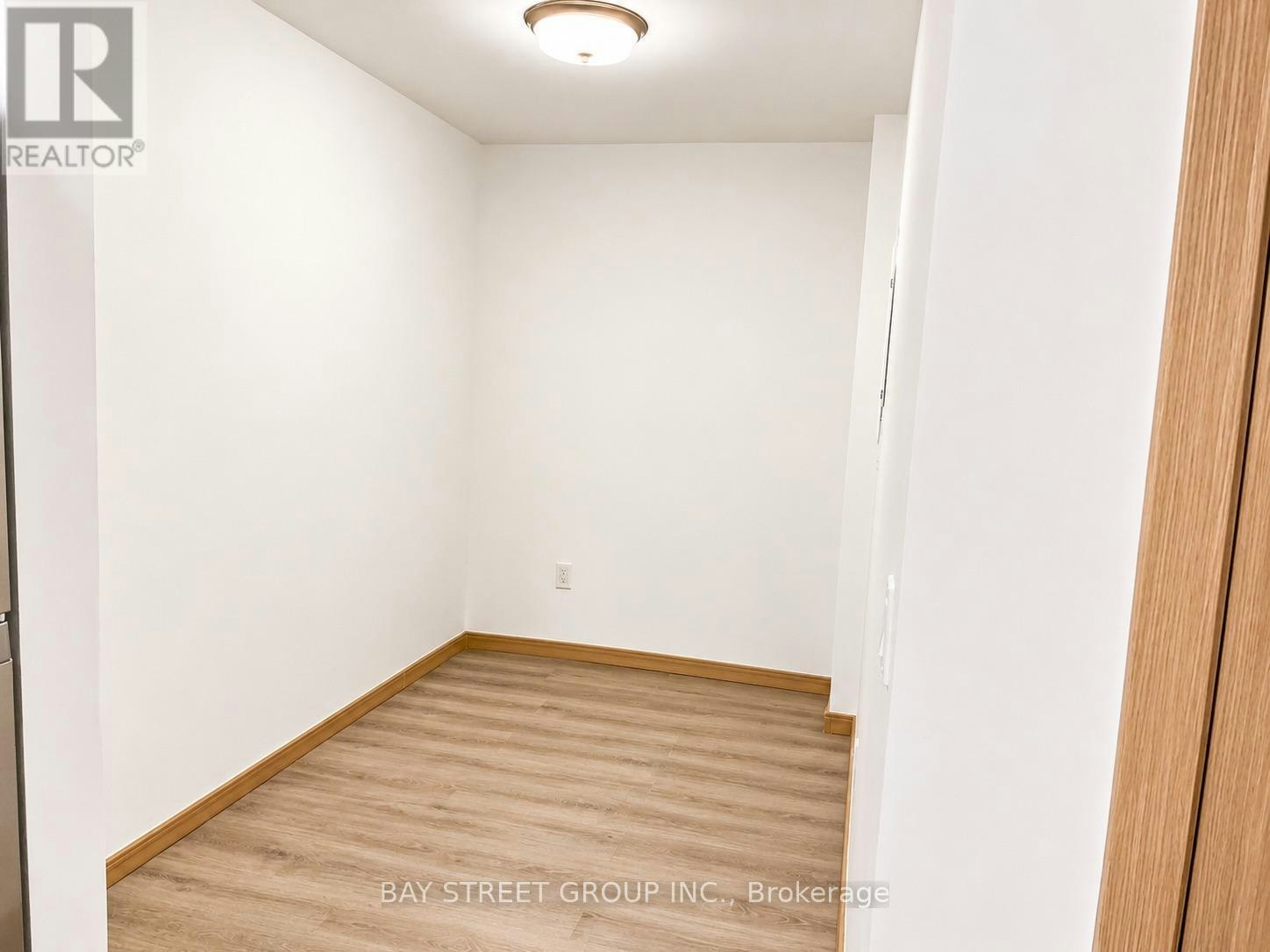 B105-50 Morecambe Gate E, Toronto, ON, M1W 2N6 - 5