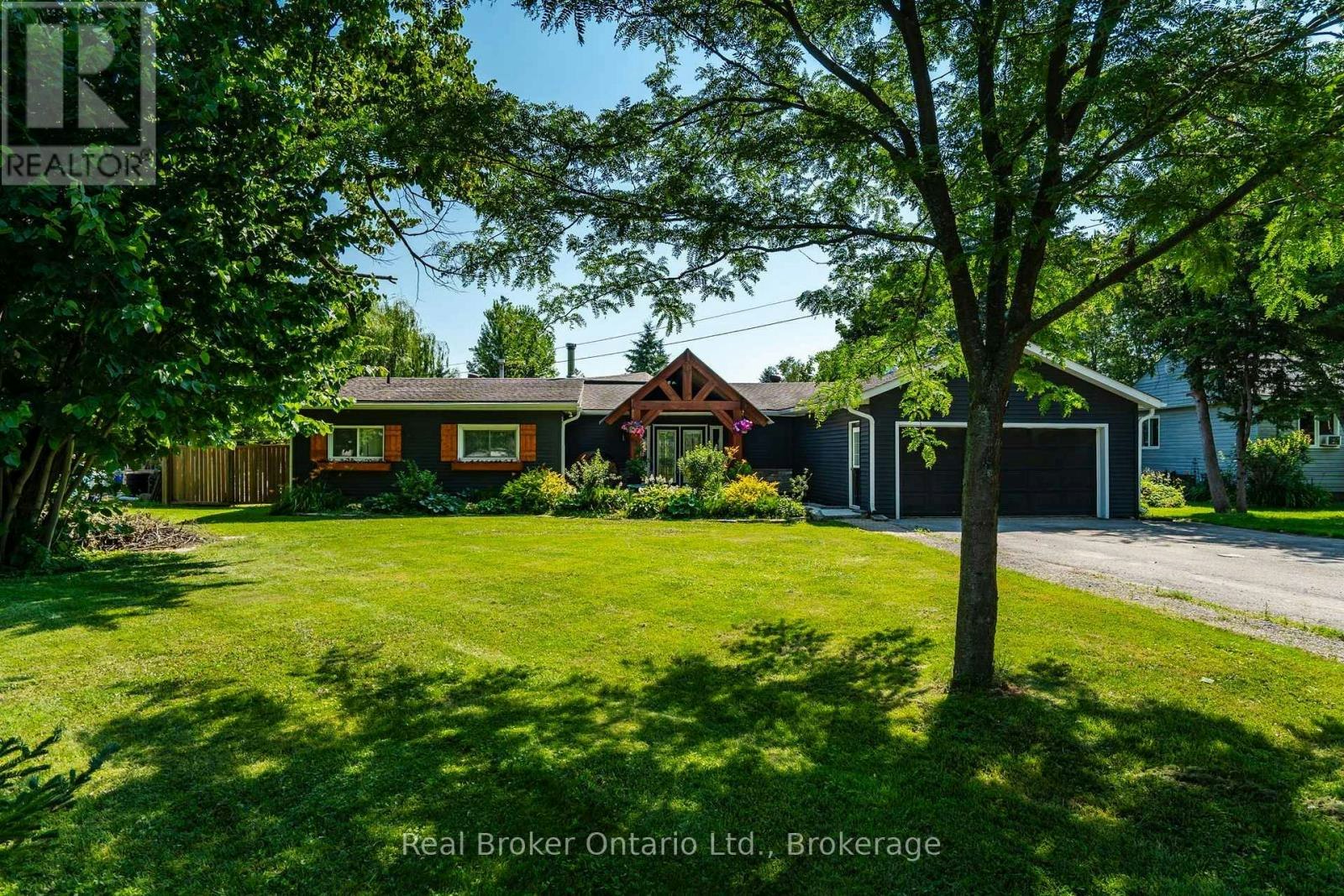 2307 Somers Boulevard, Innisfil, ON, L9S 2E8