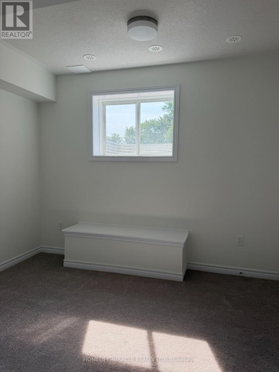 LOWER-70 Thornbird Crescent, Brampton, ON, K0A 0B9 - 3