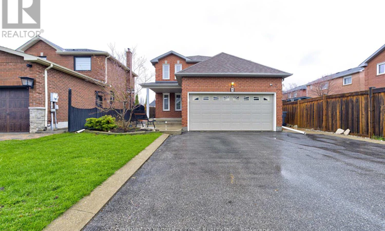 4 Compton Court