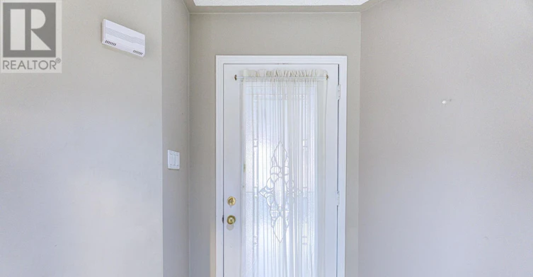 4 Compton Court, Caledon, ON, L7E 1L4 - 3