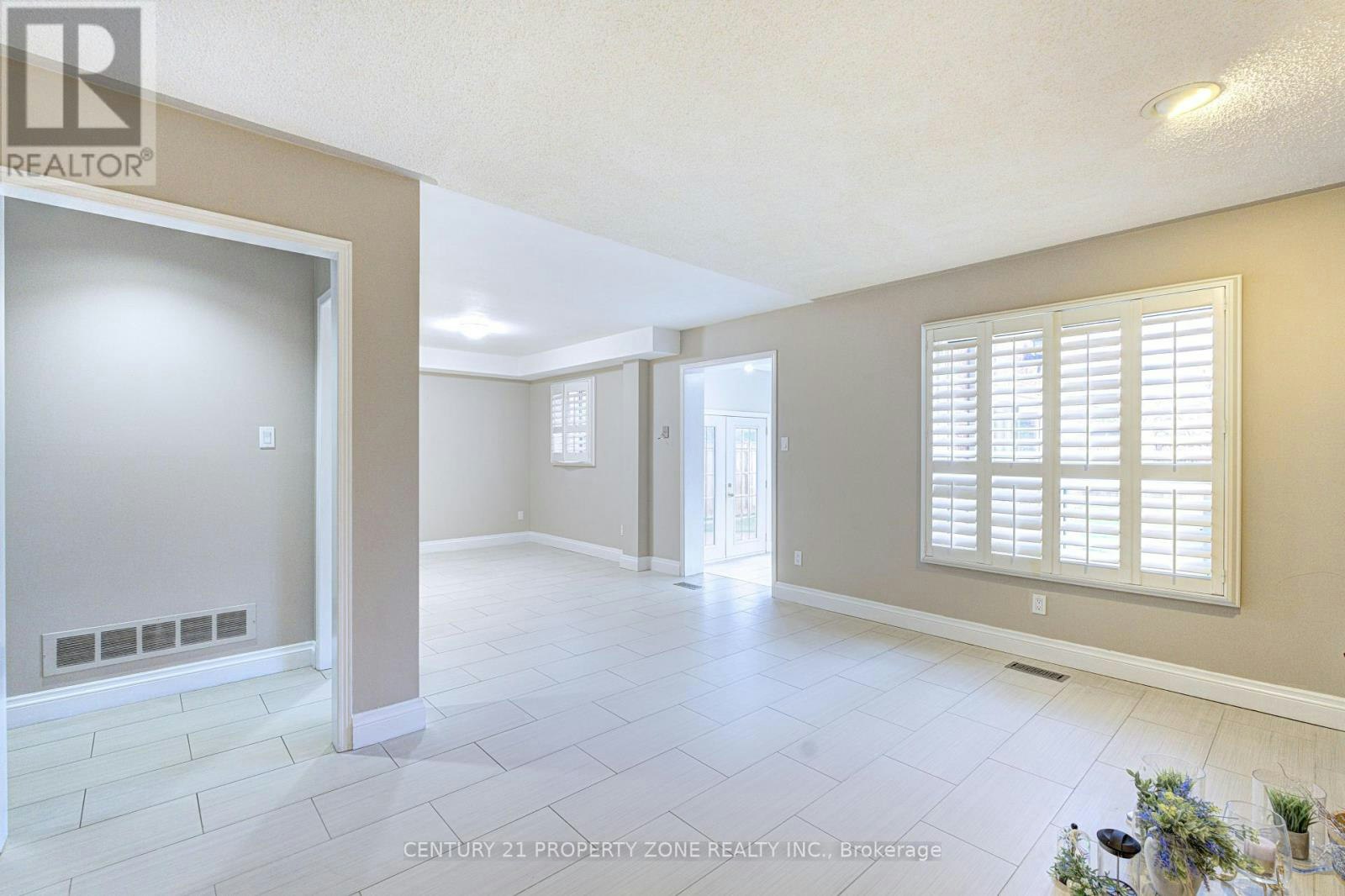 4 Compton Court, Caledon, ON, L7E 1L4 - 9