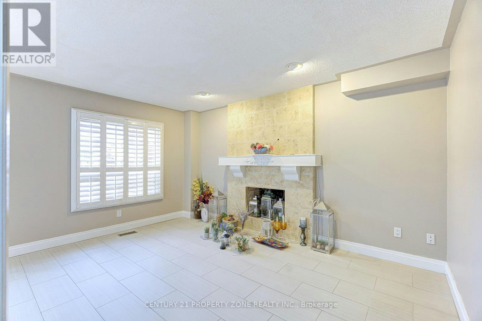 4 Compton Court, Caledon, ON, L7E 1L4 - 8