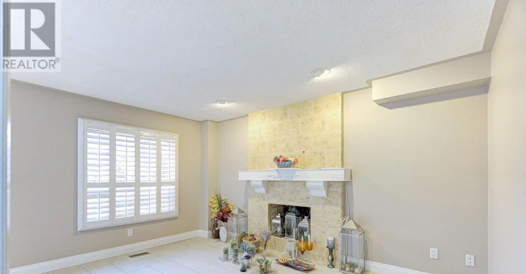 4 Compton Court, Caledon, ON, L7E 1L4 - 8