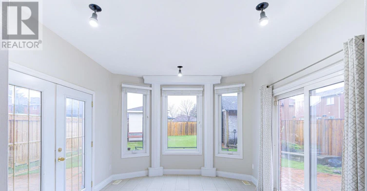 4 Compton Court, Caledon, ON, L7E 1L4 - 16