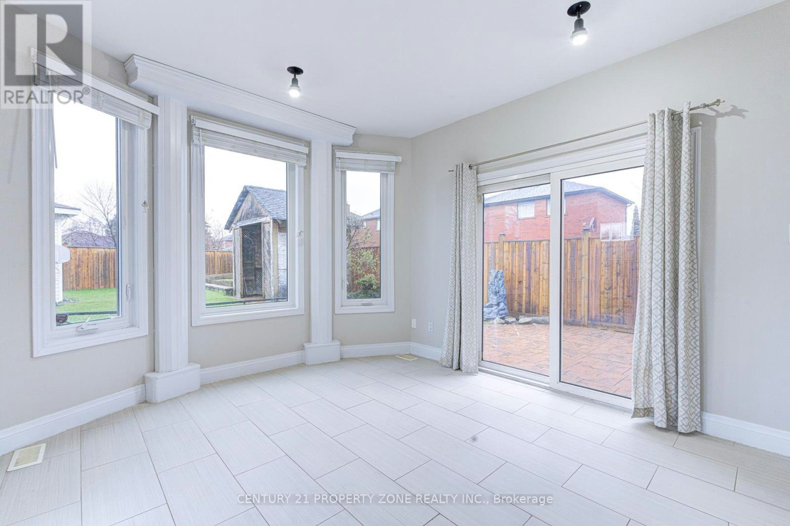 4 Compton Court, Caledon, ON, L7E 1L4 - 17