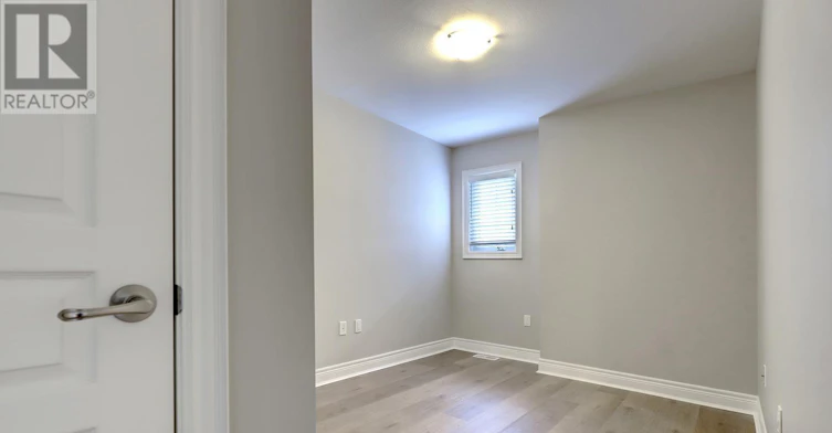 8025 Cole Court, Niagara Falls, ON, L2G 0H8 - 25