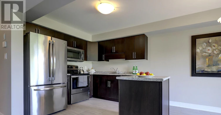 8025 Cole Court, Niagara Falls, ON, L2G 0H8 - 12