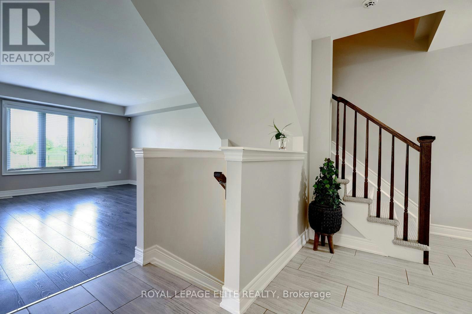 8025 Cole Court, Niagara Falls, ON, L2G 0H8 - 8