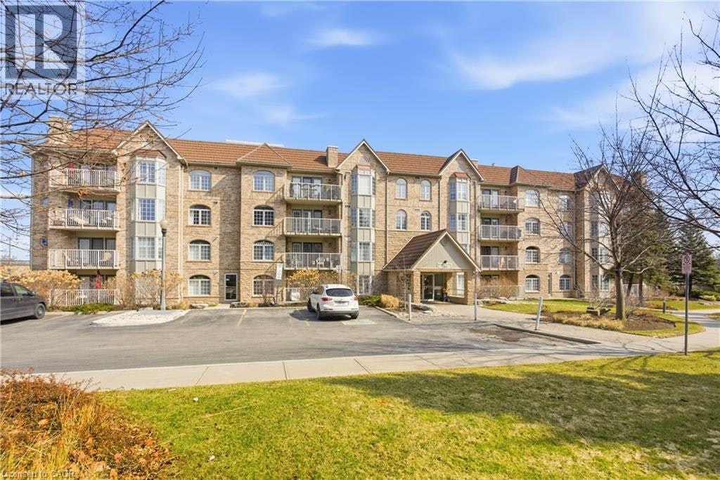 F304-216 Plains Road W, Burlington, ON, L7T 4M1