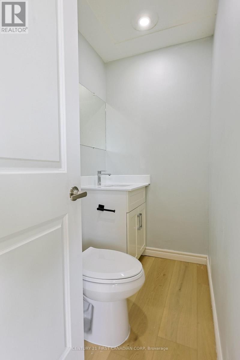UPPER-268 Burlington Crescent, London, ON, N5Z 3G5 - 8