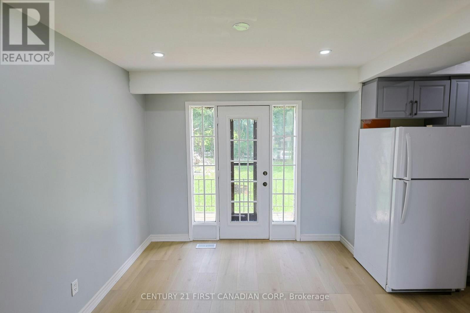 UPPER-268 Burlington Crescent, London, ON, N5Z 3G5 - 12
