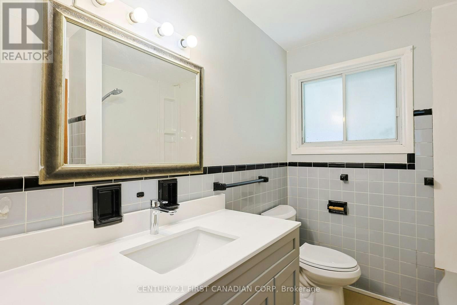 UPPER-268 Burlington Crescent, London, ON, N5Z 3G5 - 22