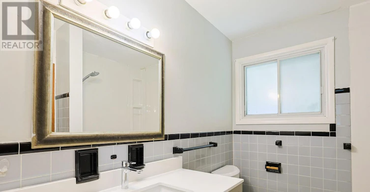 UPPER-268 Burlington Crescent, London, ON, N5Z 3G5 - 22