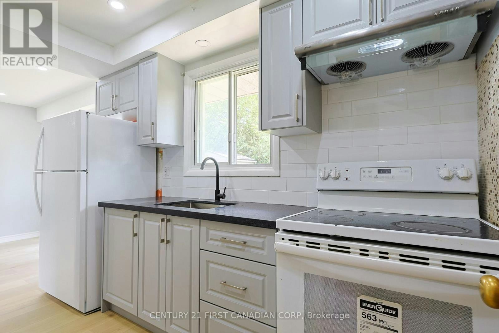 UPPER-268 Burlington Crescent, London, ON, N5Z 3G5 - 27
