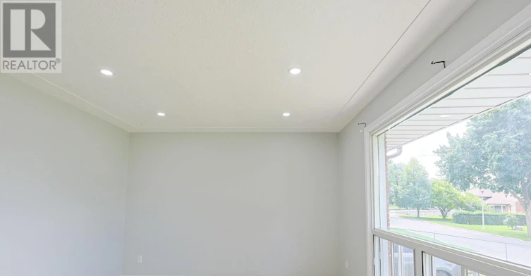 UPPER-268 Burlington Crescent, London, ON, N5Z 3G5 - 7