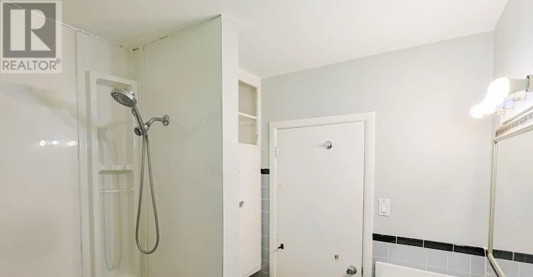 UPPER-268 Burlington Crescent, London, ON, N5Z 3G5 - 24