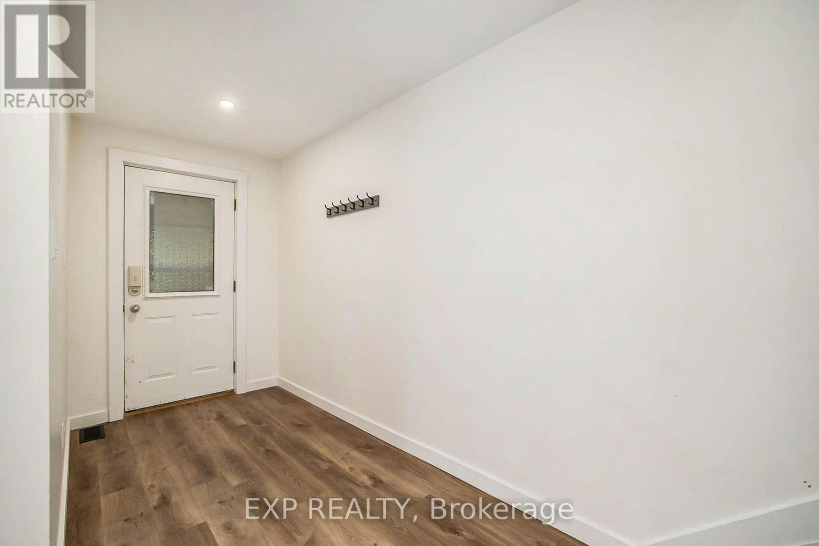 32 Colonel Murray Street, Ottawa, ON, K0A 2Z0 - 2