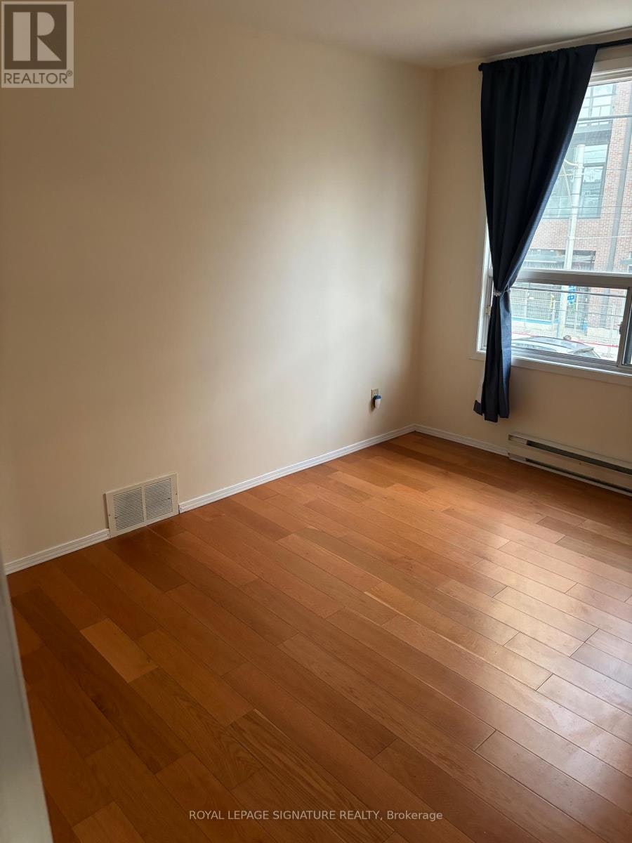 3-620 Dundas Street W, Toronto, ON, M5T 1H7 - 3