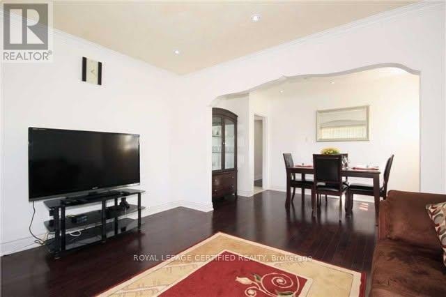 UPPER LEVEL-109 Hiscock Boulevard, Toronto, ON, M1G 1T3 - 2
