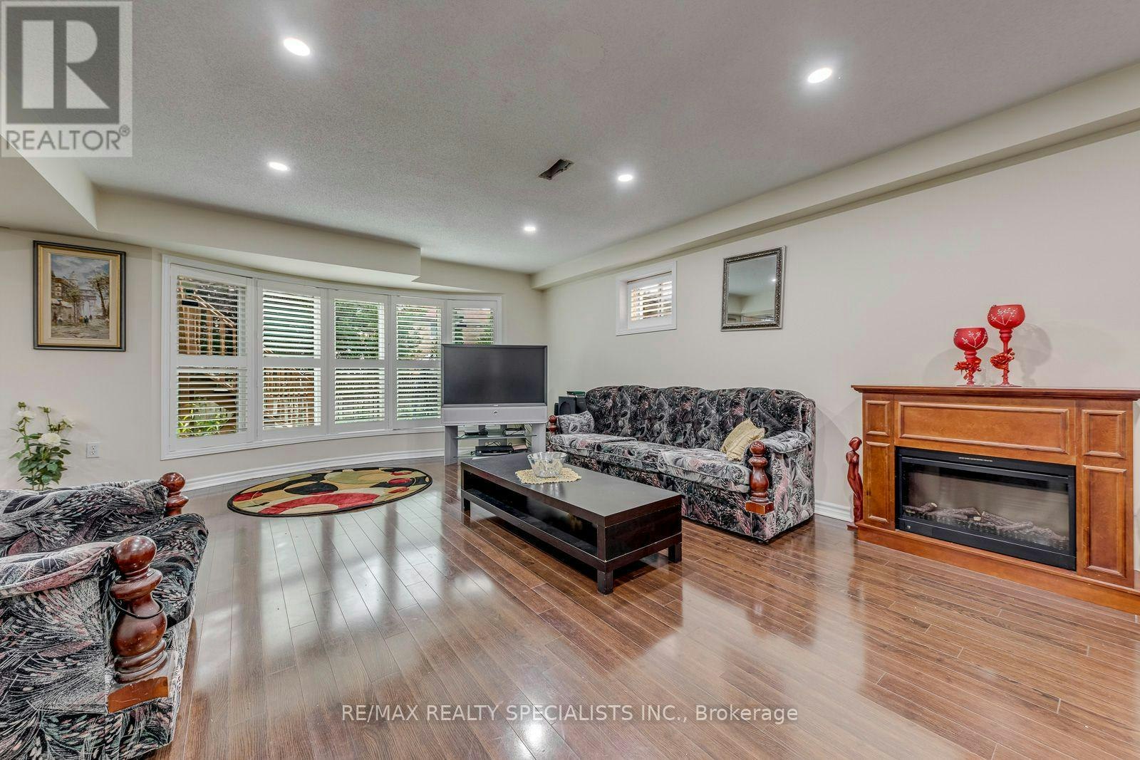 5486 Landsborough Avenue, Mississauga, ON, L5R 3X1 - 7