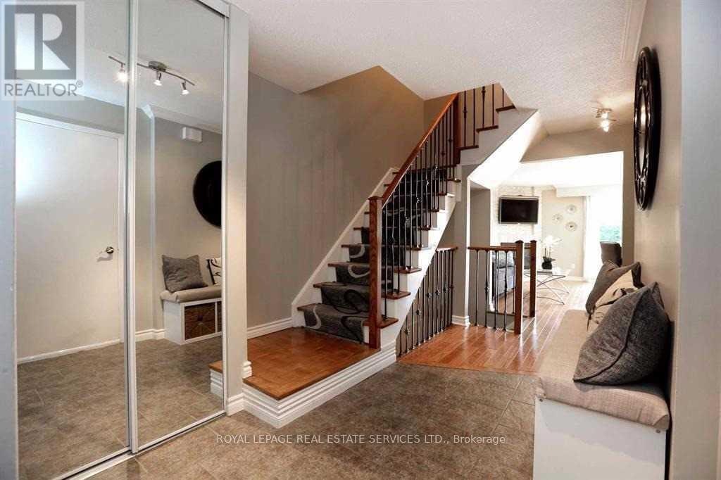 7-4111 Arbour Green Drive, Mississauga, ON, L5L 2Z2 - 2