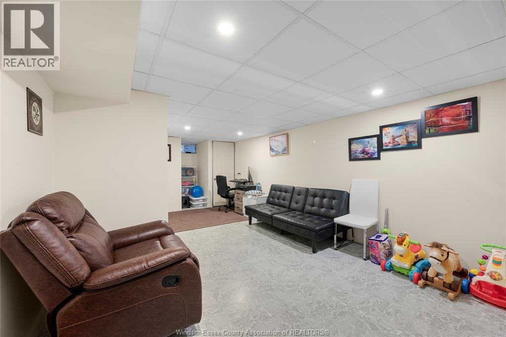 6384 Thornberry Crescent, Windsor, ON, N8T 3A2 - 18
