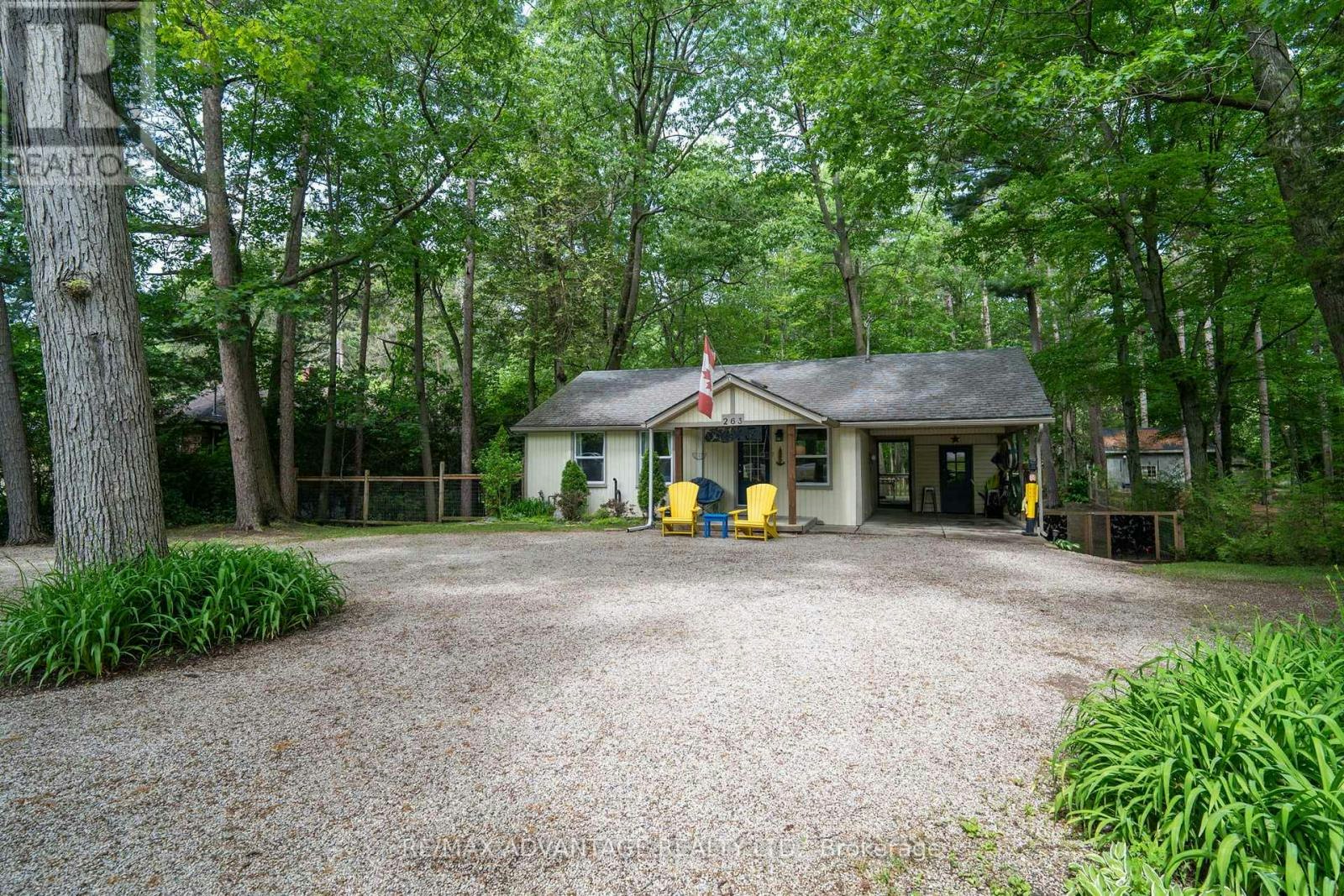 263 Ontario Street S, Lambton Shores, ON, N0M 1T0