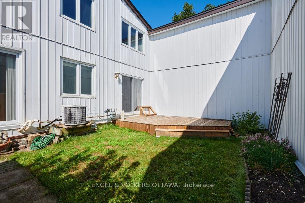 110-837 Eastvale Drive, Ottawa, ON, K1J 7T5 - 32