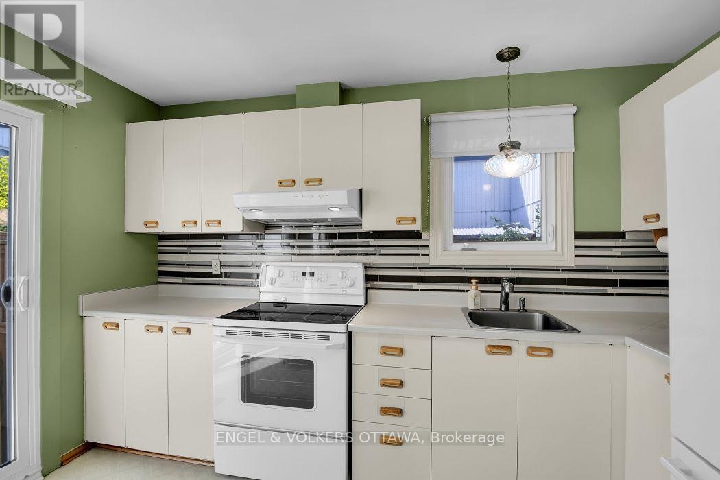 110-837 Eastvale Drive, Ottawa, ON, K1J 7T5 - 18