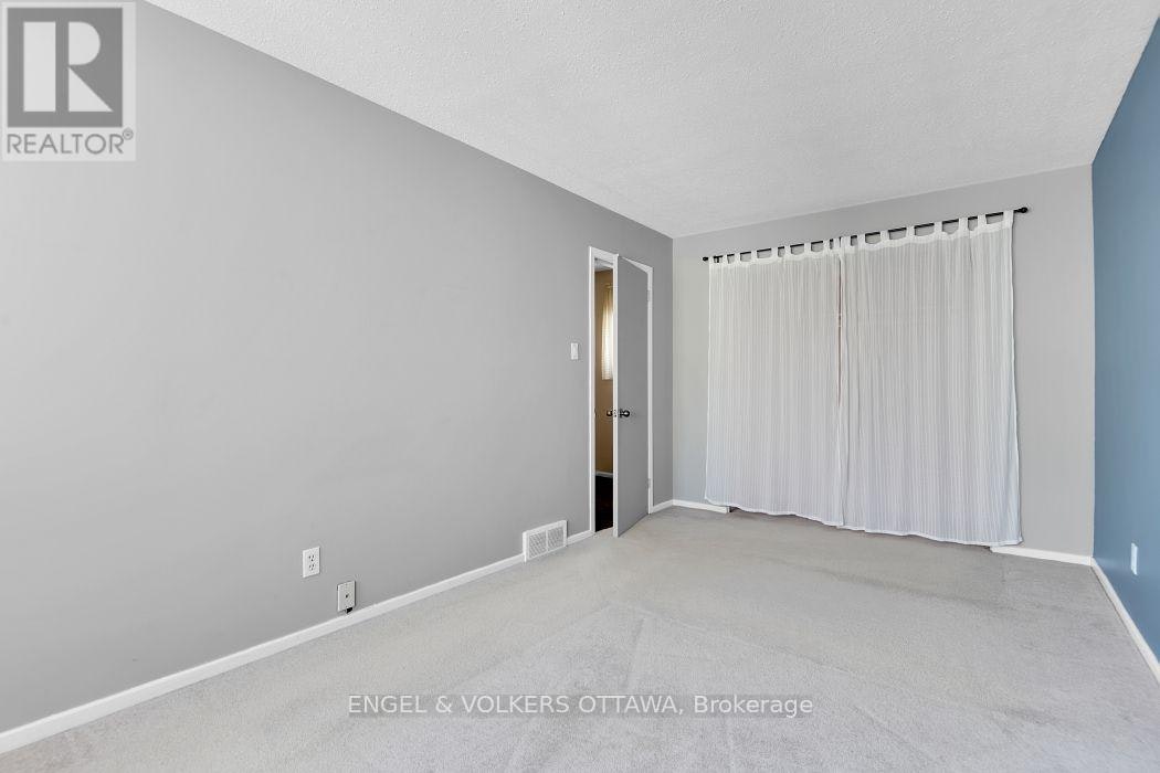 110-837 Eastvale Drive, Ottawa, ON, K1J 7T5 - 24