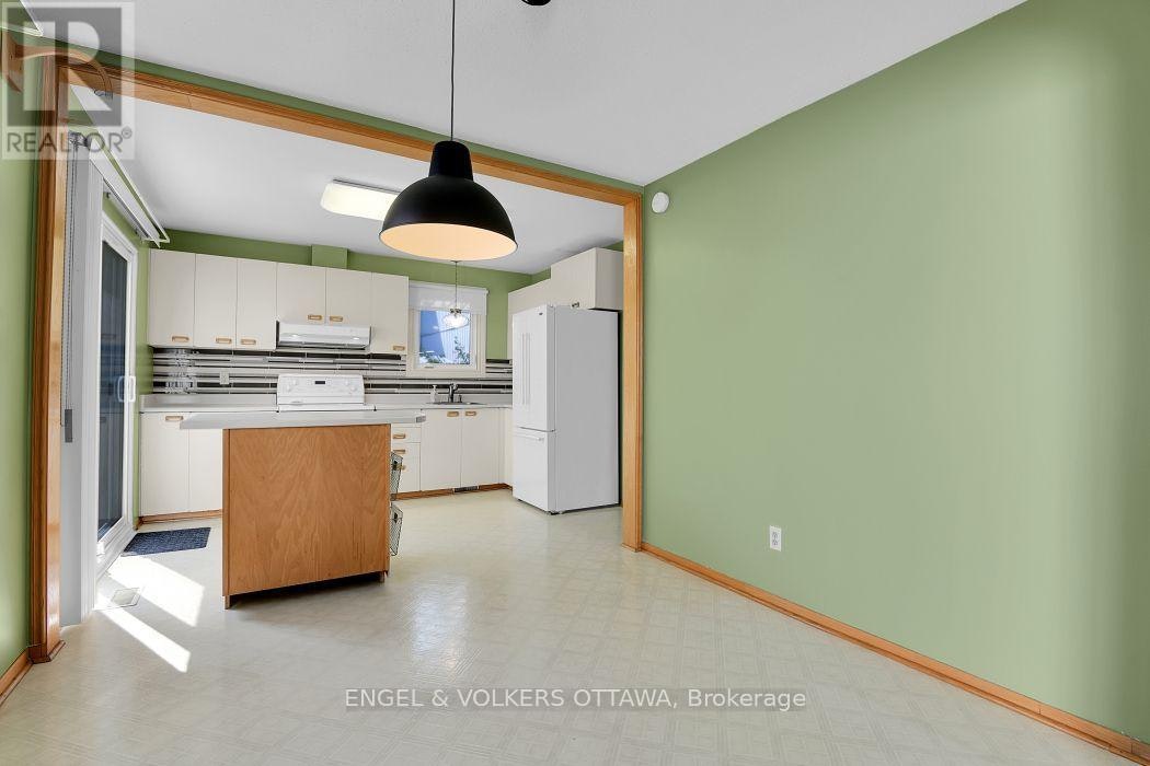 110-837 Eastvale Drive, Ottawa, ON, K1J 7T5 - 15