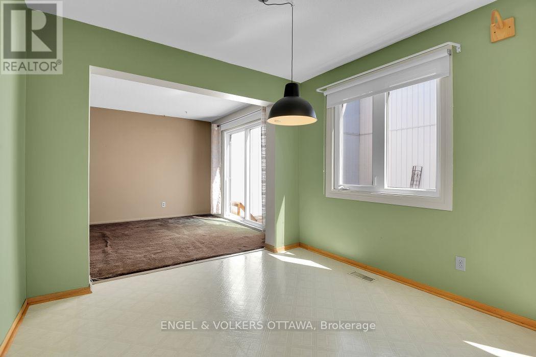 110-837 Eastvale Drive, Ottawa, ON, K1J 7T5 - 13